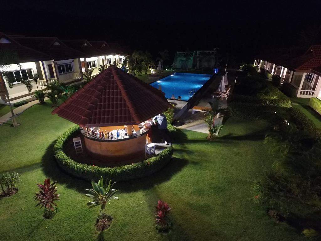 Phuket Airport Villa Бан Бо Хан Экстерьер фото